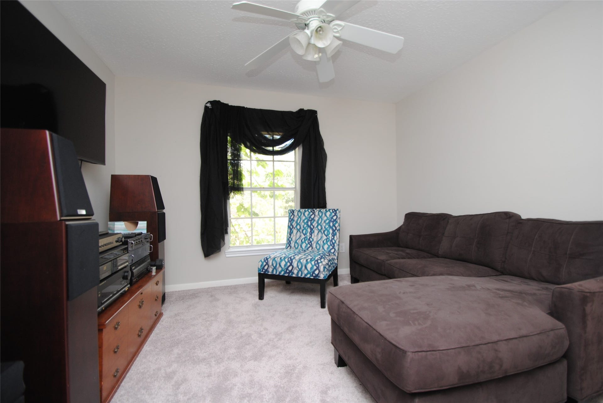 4110 Alice Drive, Sugar Land, TX 77478 4110 Alice Drive, Sugar Land, TX 77478