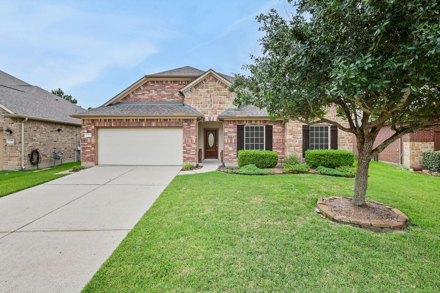Property photo for 21394 Kings Mill Lane, Kingwood, TX