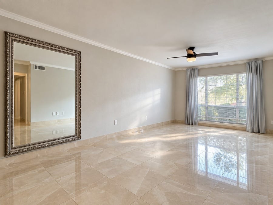 Property photo for 2600 Bellefontaine Street, #B11, Houston, TX