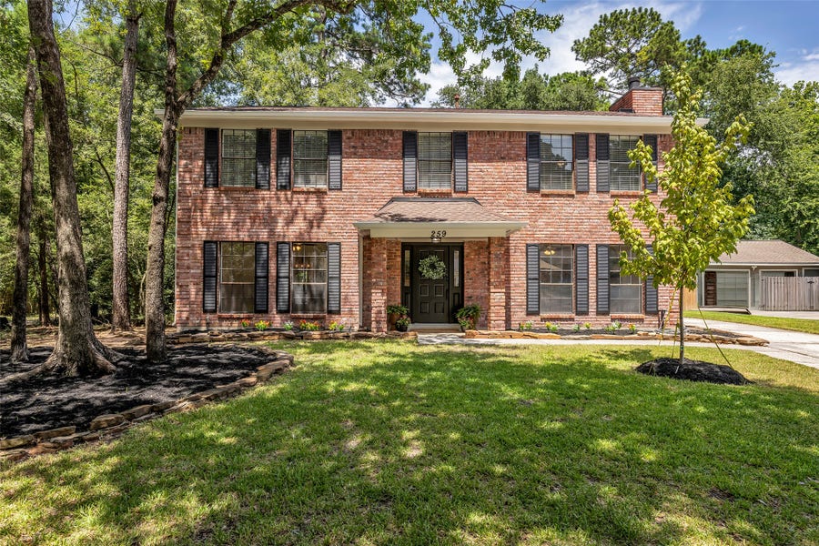 Property photo for 259 E Rainbow Ridge Circle, The Woodlands, TX