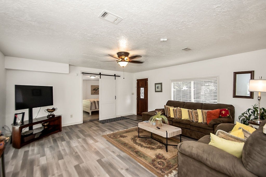 131 5th Street, San Leon, TX 77539 131 5th Street, San Leon, TX 77539