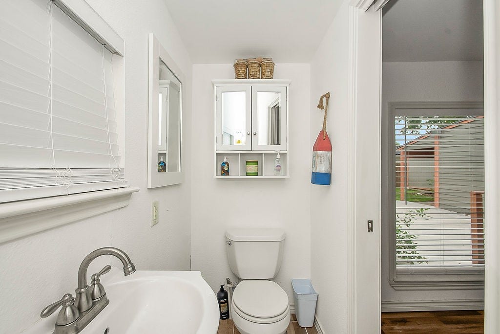131 5th Street, San Leon, TX 77539 131 5th Street, San Leon, TX 77539