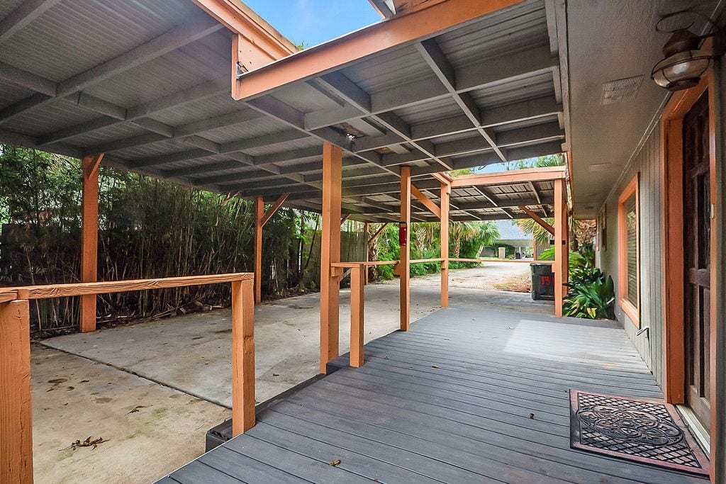 131 5th Street, San Leon, TX 77539 131 5th Street, San Leon, TX 77539