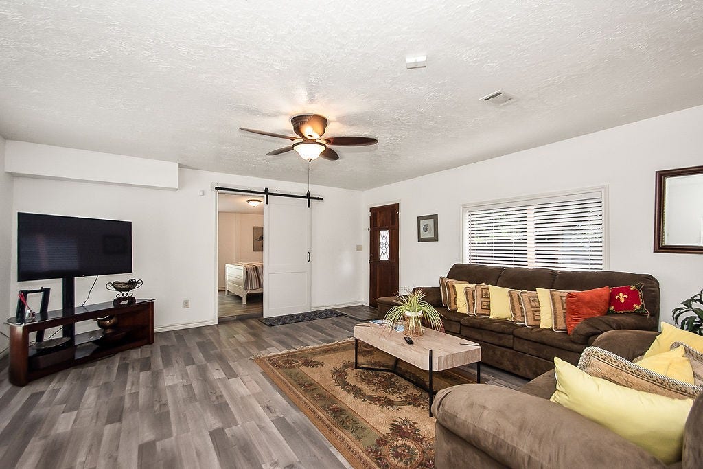 131 5th Street, San Leon, TX 77539 131 5th Street, San Leon, TX 77539