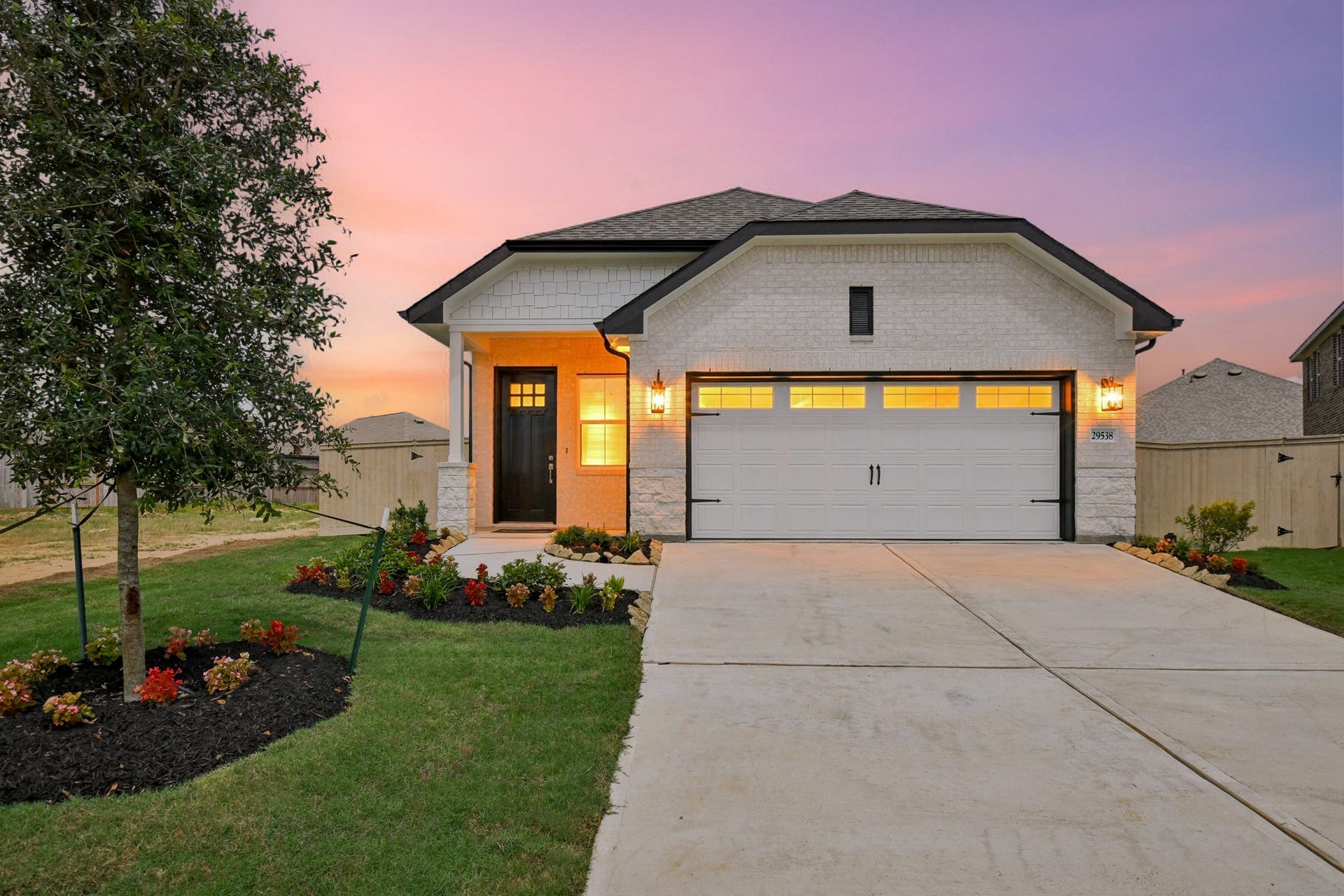 *Photo is for illustrative purposes only and may not depict the actual home. Features, materials, colors, and specifications may vary.*
