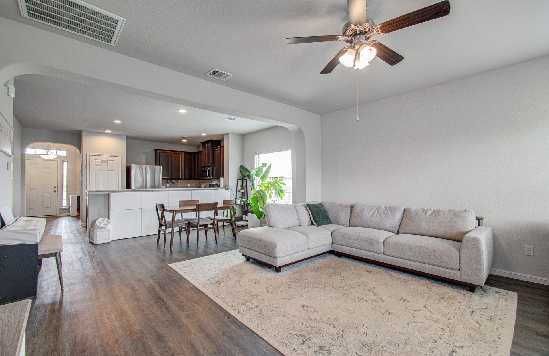 10535 Amador Peak Drive, Rosharon, TX 77583