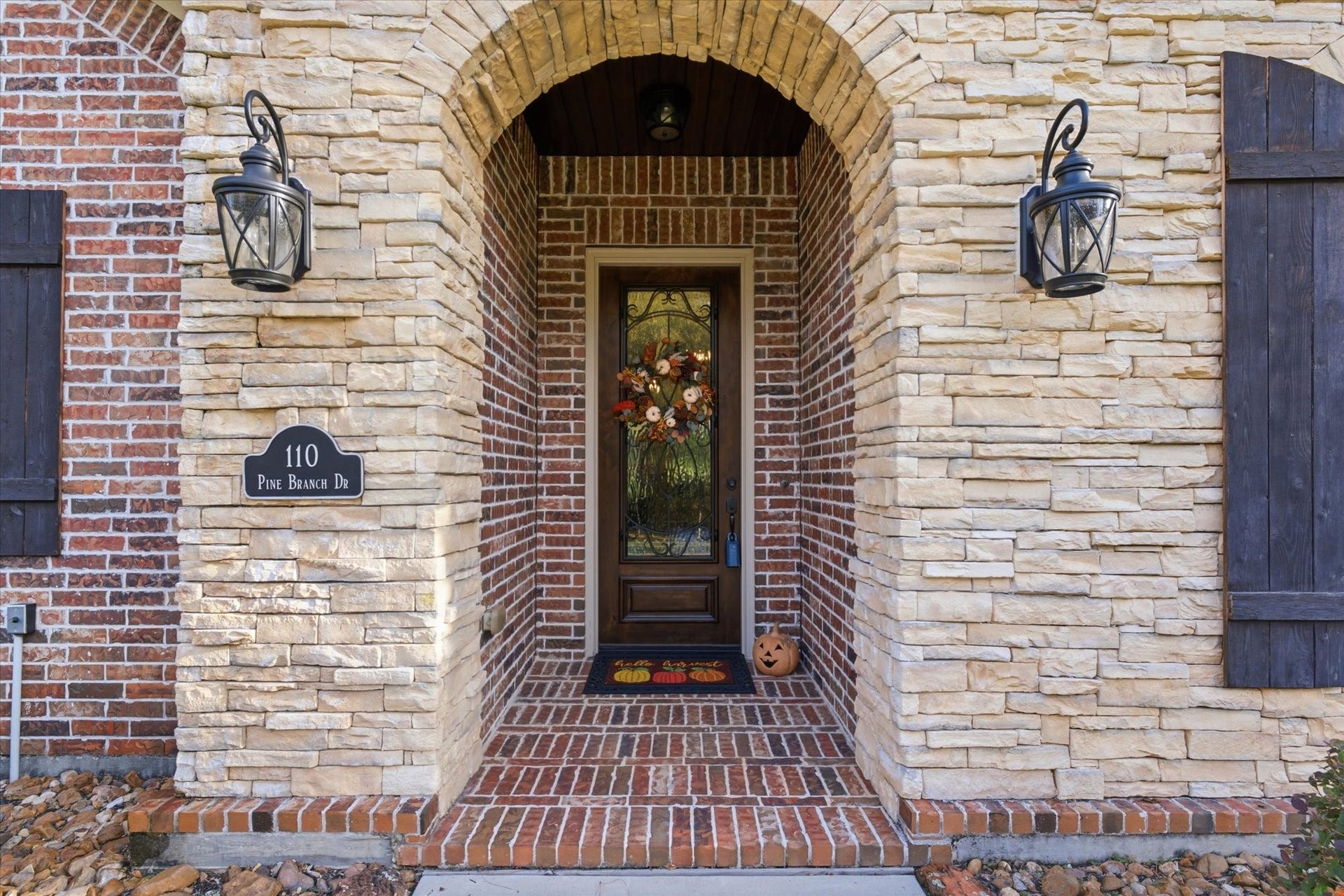 110 Pine Branch Drive, Montgomery, TX 77356 110 Pine Branch Drive, Montgomery, TX 77356
