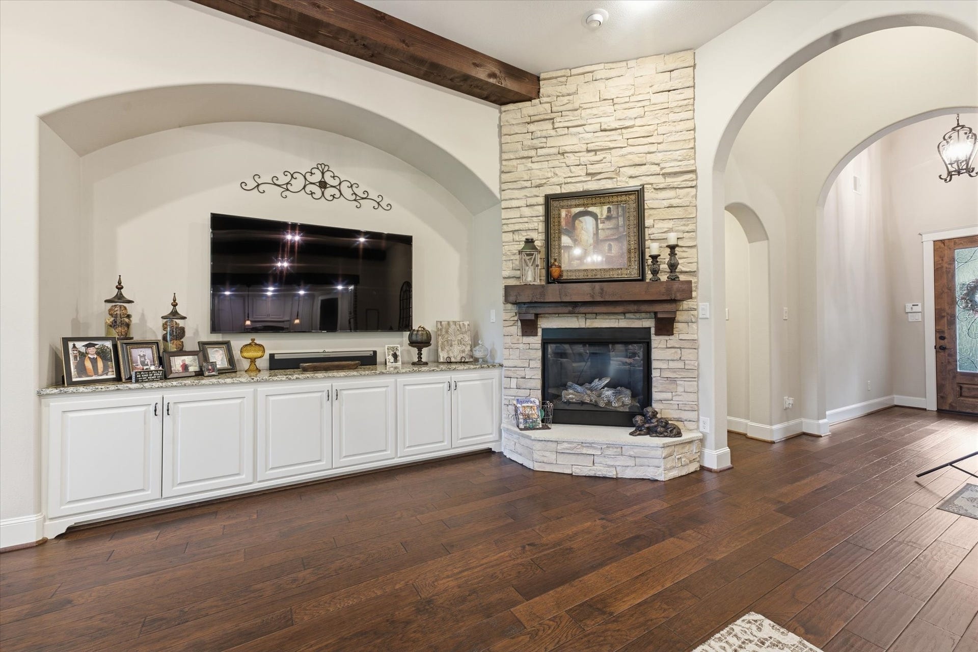 110 Pine Branch Drive, Montgomery, TX 77356 110 Pine Branch Drive, Montgomery, TX 77356