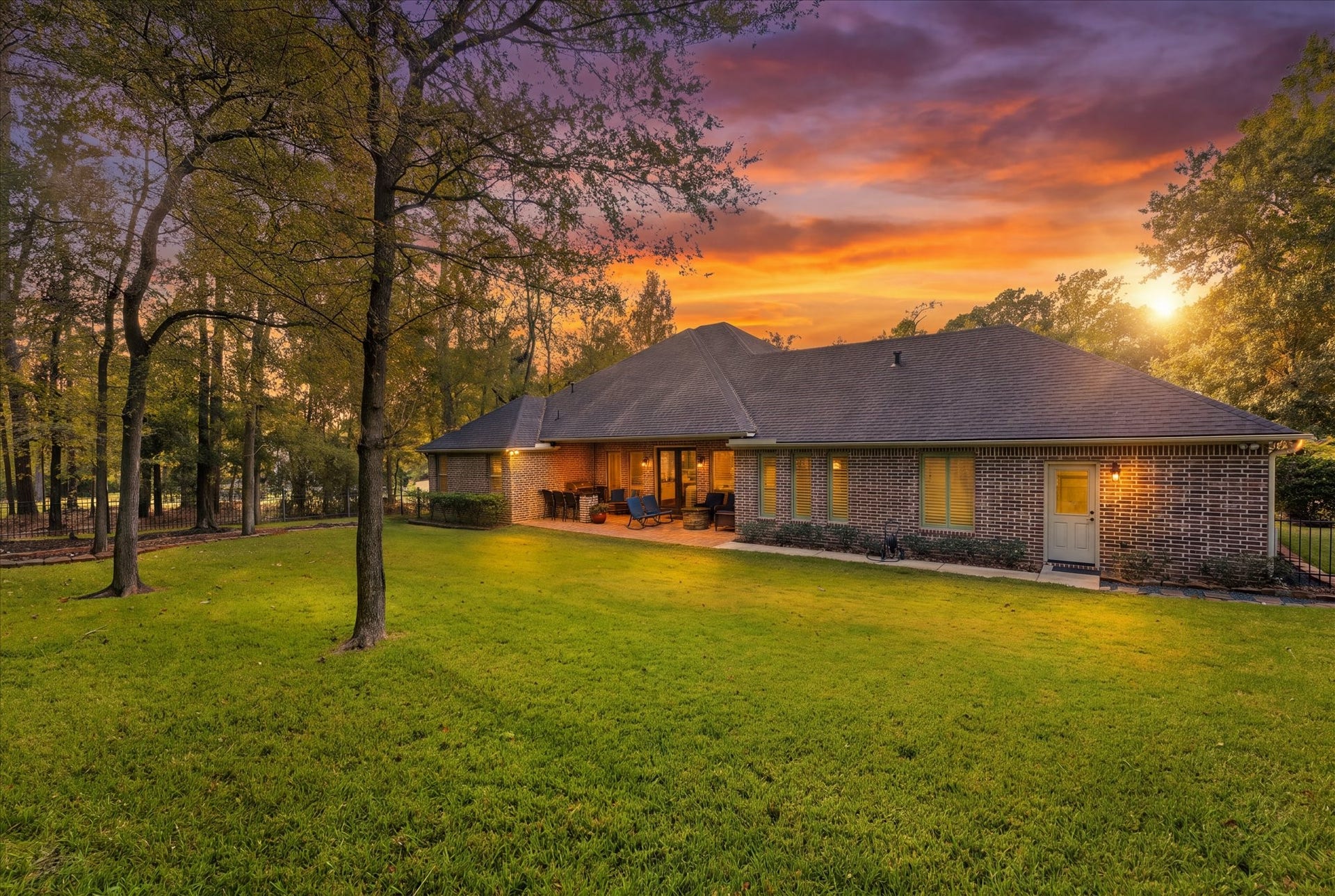 110 Pine Branch Drive, Montgomery, TX 77356 110 Pine Branch Drive, Montgomery, TX 77356