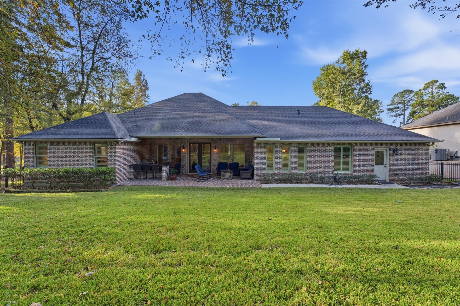 110 Pine Branch Drive, Montgomery, TX 77356 110 Pine Branch Drive, Montgomery, TX 77356