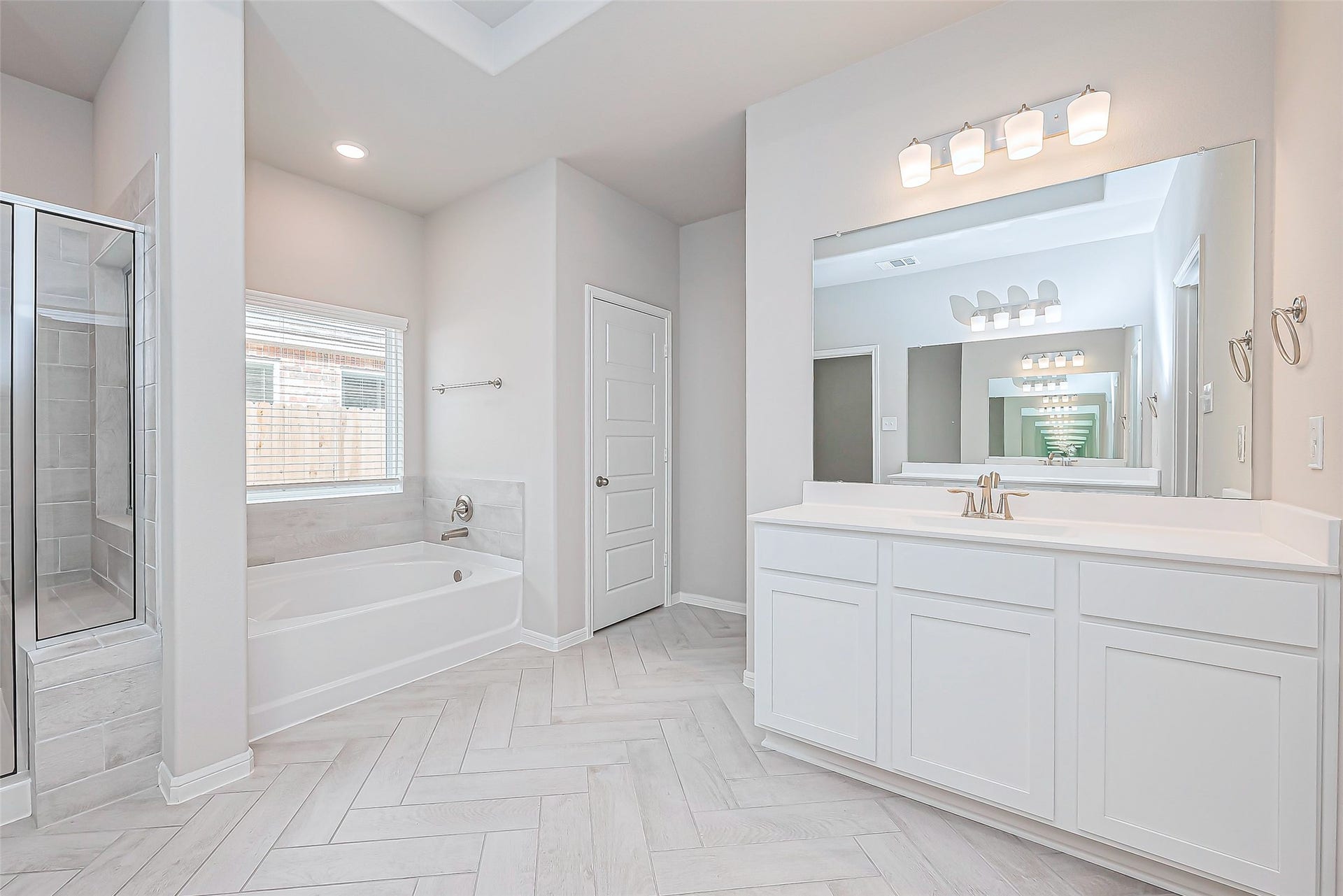 188 Paseo Park Drive, Brookshire, TX 77423