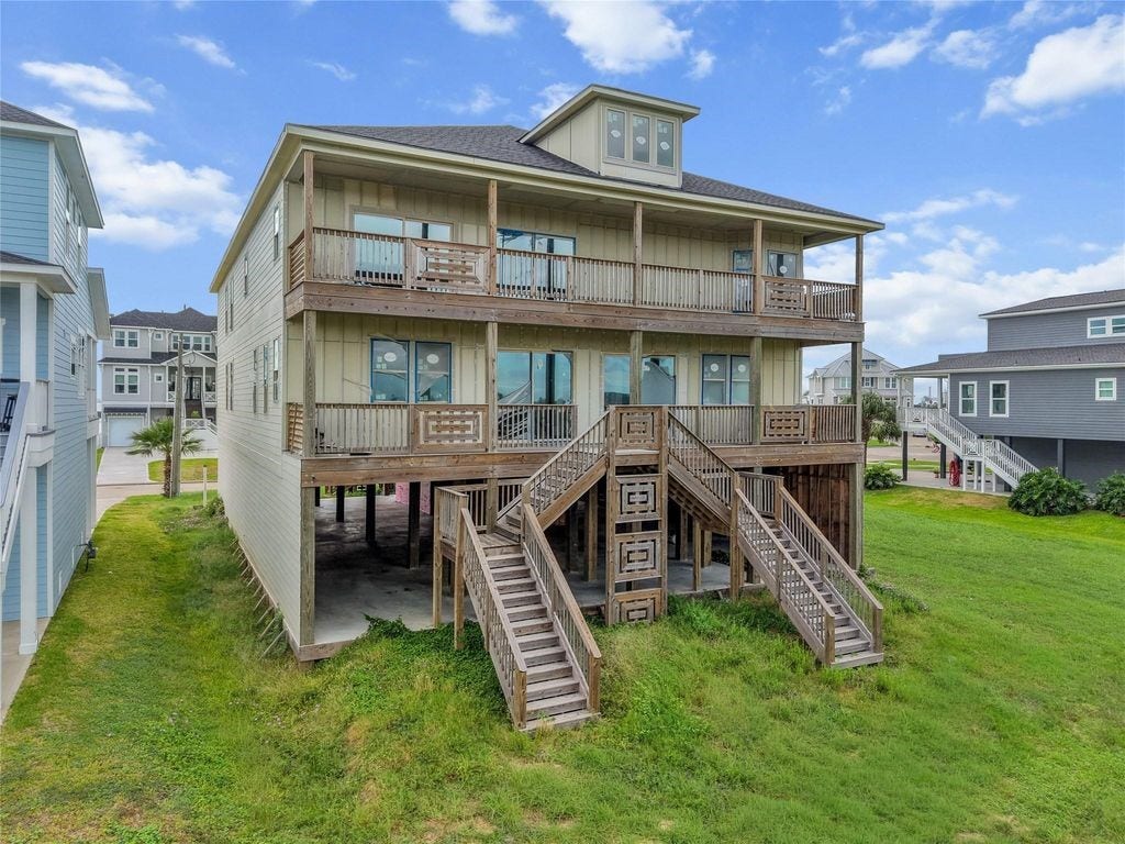 9305 Vista Bella, Galveston, TX 77554 9305 Vista Bella, Galveston, TX 77554