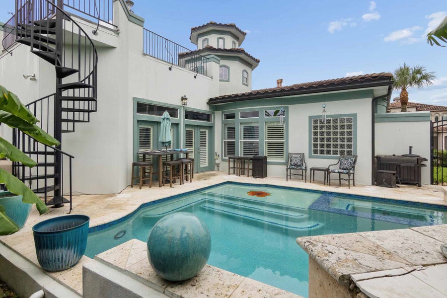 Property photo for 537 Villa Drive, Seabrook, TX