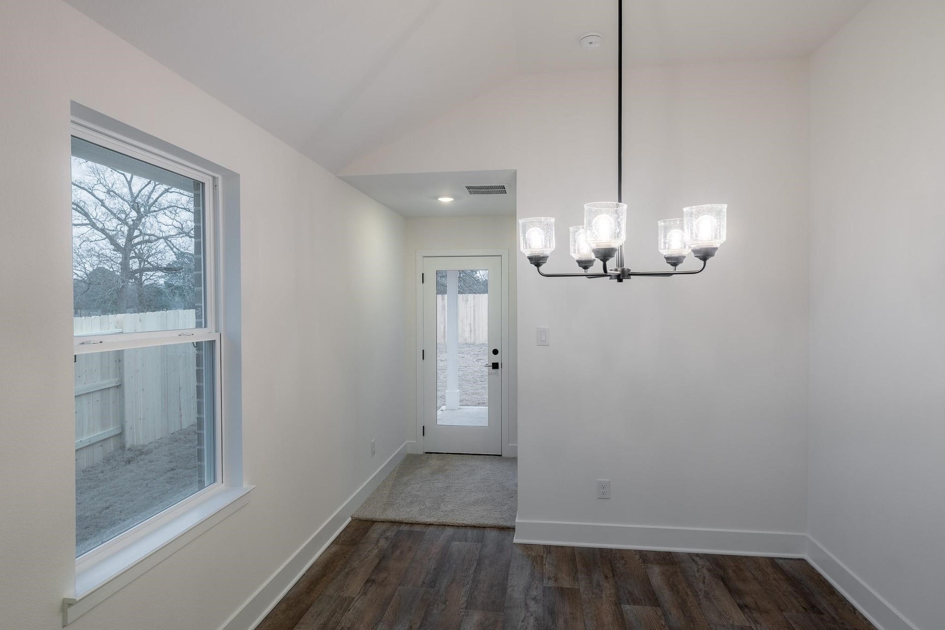 4406 W Bayou Maison Circle, Dickinson, TX 77539 4406 W Bayou Maison Circle, Dickinson, TX 77539