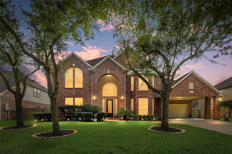 Property photo for 5307 Amber Sky Lane, Rosharon, TX