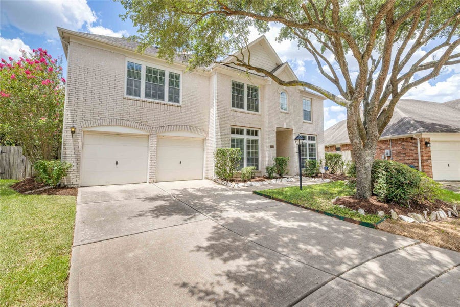 Property photo for 12414 N Shadow Cove Drive Lane, Houston, TX