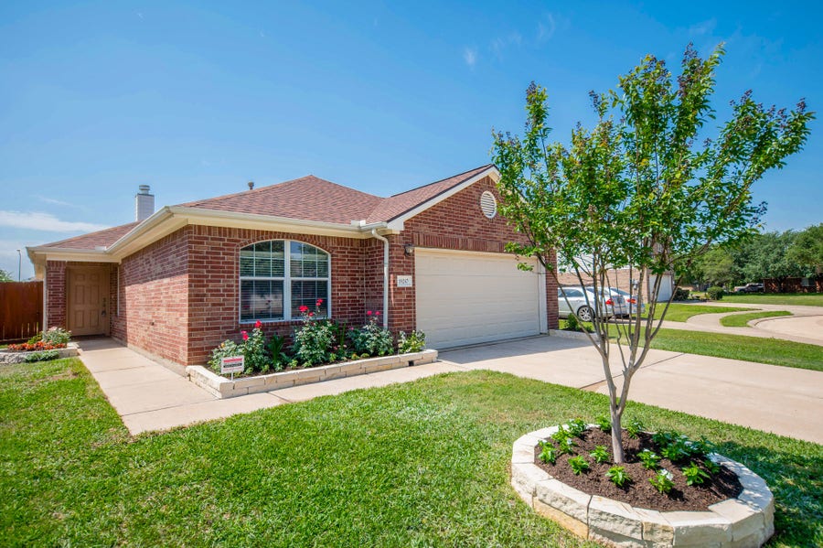 Property photo for 19247 Dillsbury Court, Katy, TX