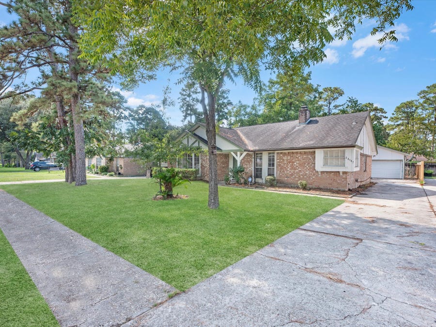 Property photo for 23107 Canyon Lake Drive, Spring, TX