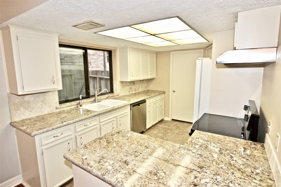 Property photo for 3146 Wagon Trail Drive, Sugar Land, TX