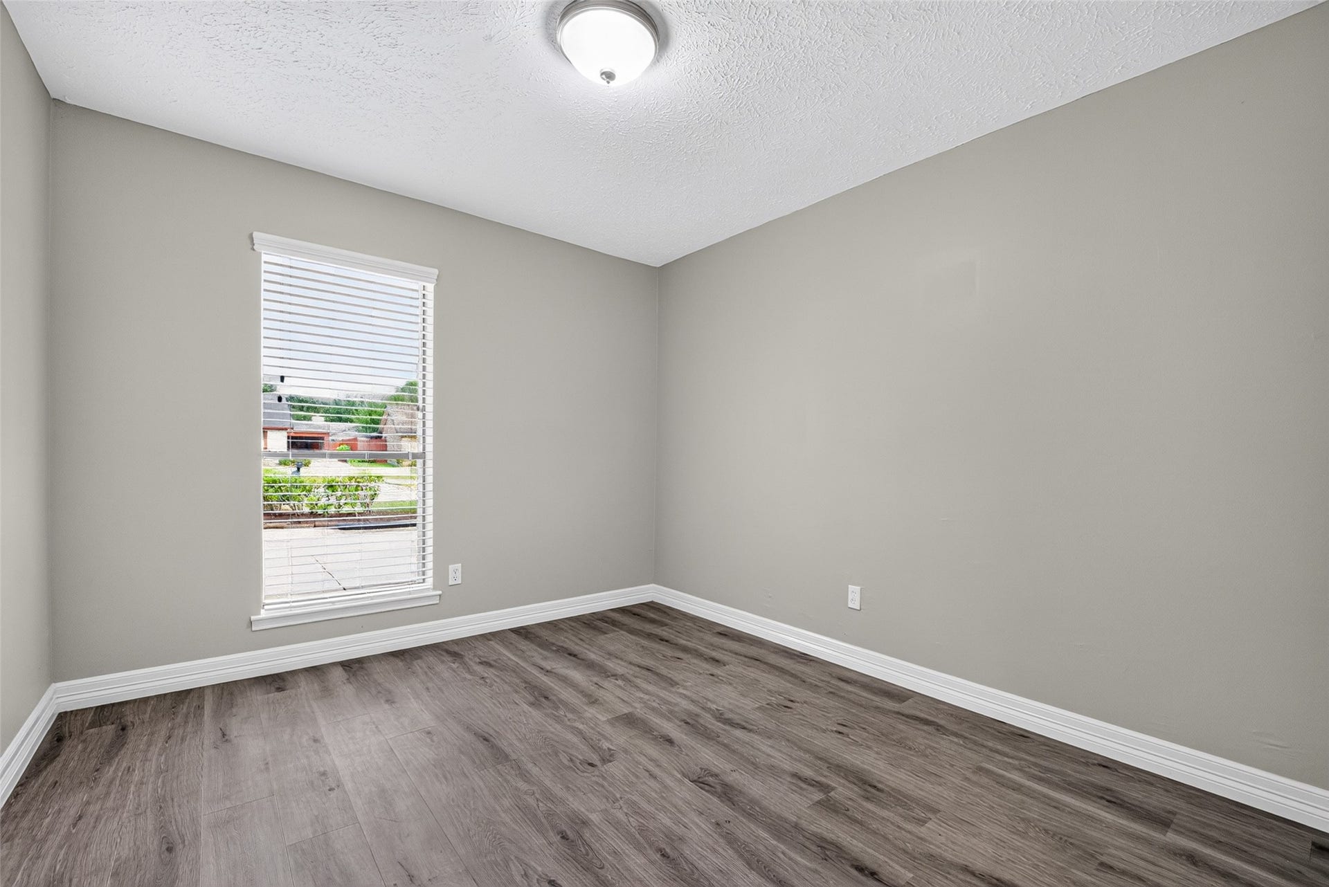 11414 Sagemeadow Lane, Houston, TX 77089 Secondary bedroom