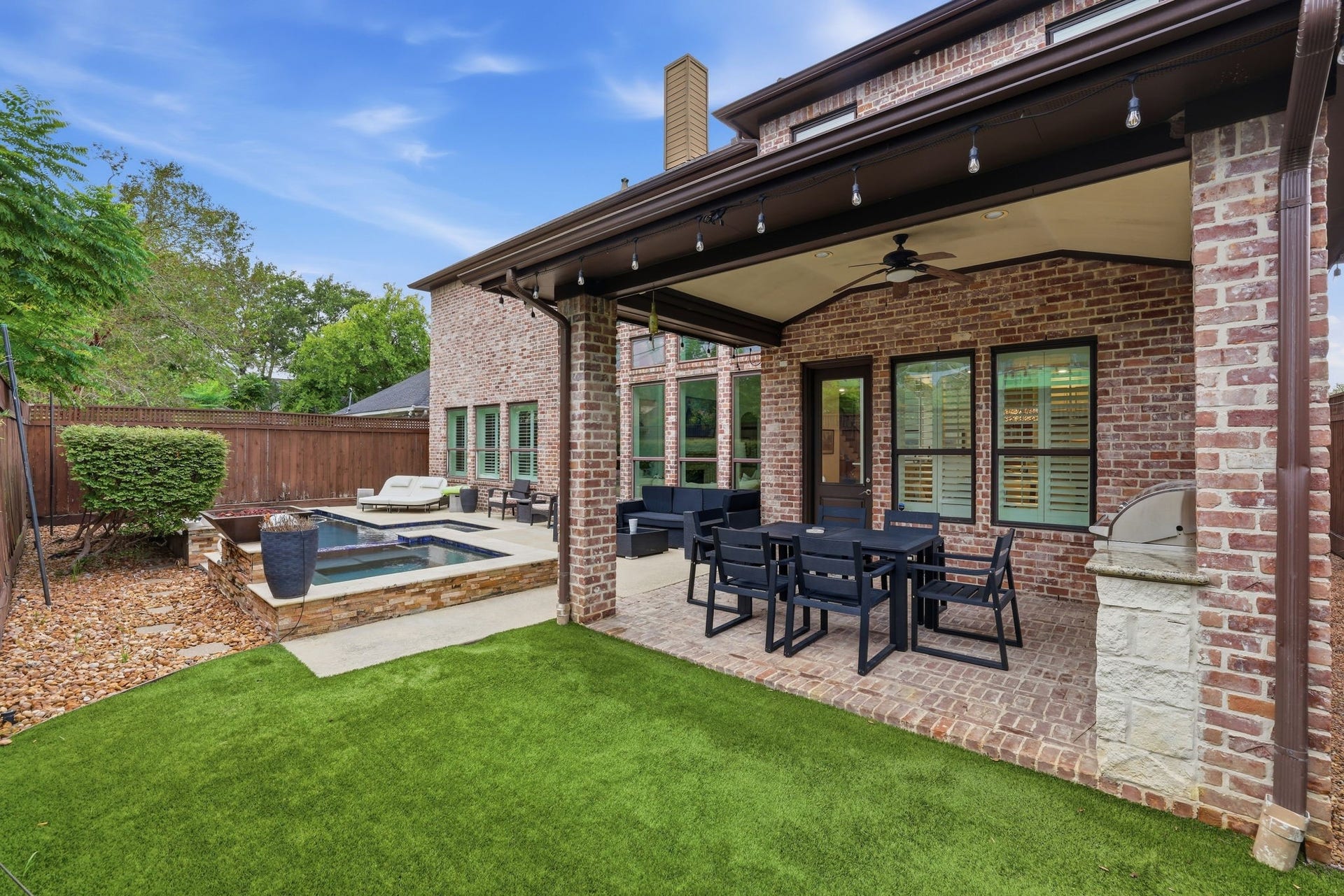 2501 Goldsmith Street, Houston, TX 77030 2501 Goldsmith Street, Houston, TX 77030