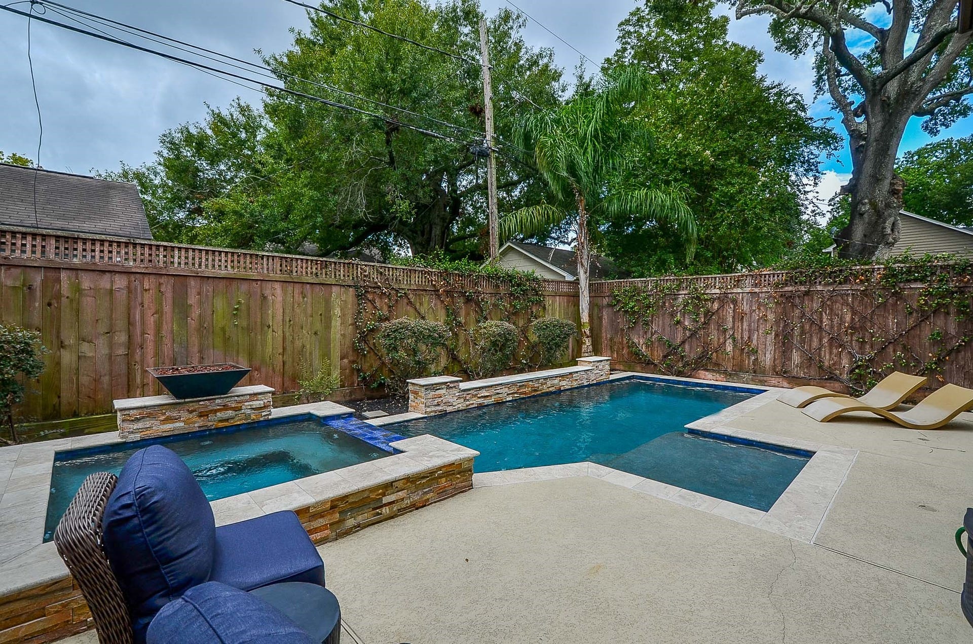 2501 Goldsmith Street, Houston, TX 77030 2501 Goldsmith Street, Houston, TX 77030