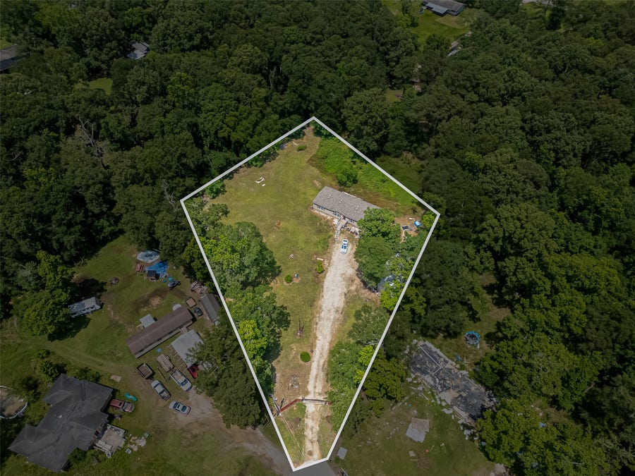 Property photo for 15981 Oak Creek Trail, Splendora, TX