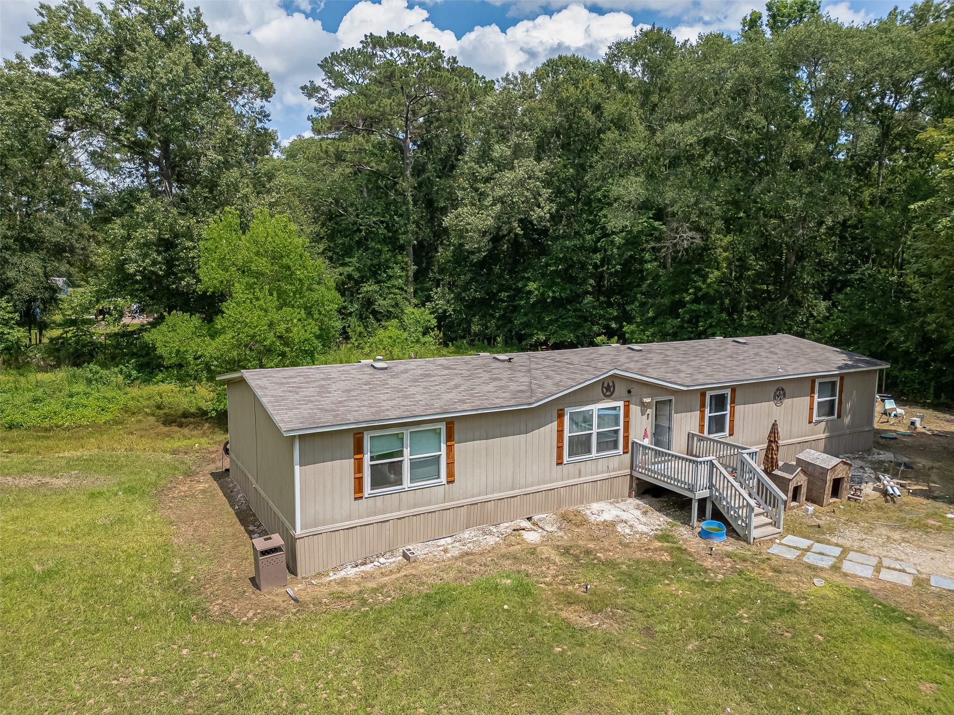 15981 Oak Creek Trail, Splendora, TX 77372 15981 Oak Creek Trail, Splendora, TX 77372