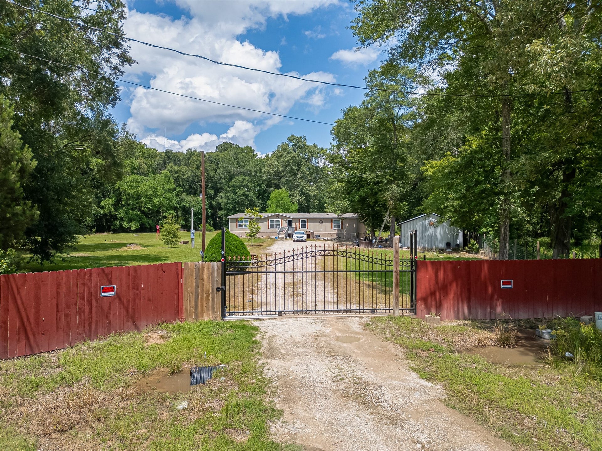 15981 Oak Creek Trail, Splendora, TX 77372 15981 Oak Creek Trail, Splendora, TX 77372
