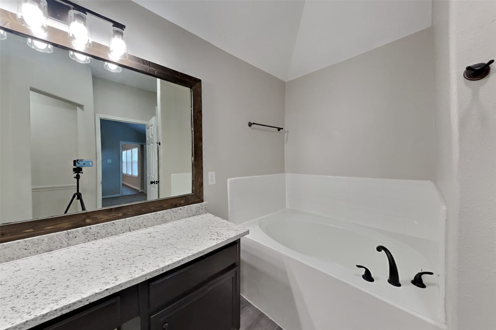 21510 Forest Colony Drive, Porter, TX 77365 21510 Forest Colony Drive, Porter, TX 77365