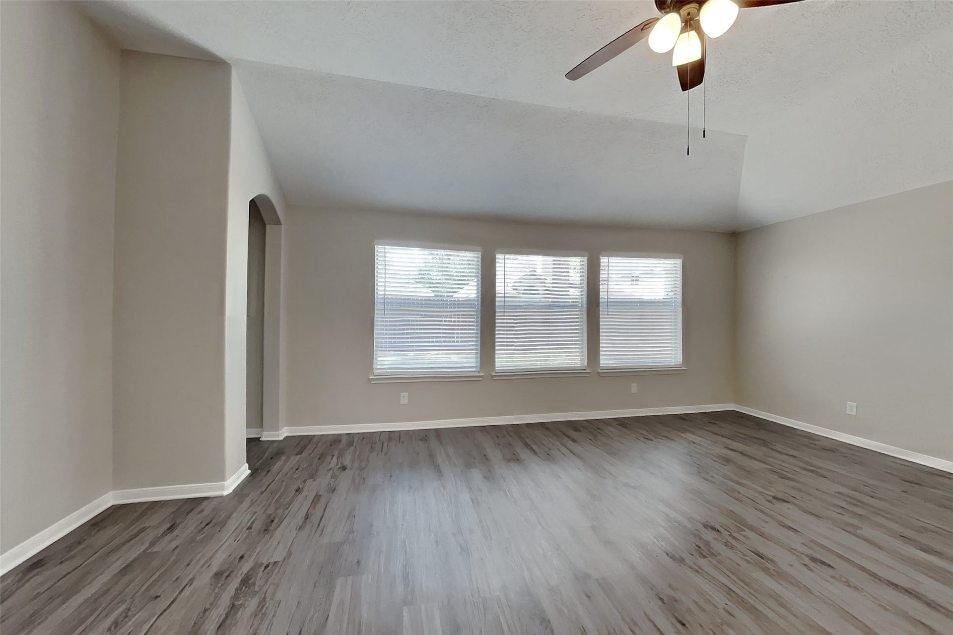 21510 Forest Colony Drive, Porter, TX 77365 21510 Forest Colony Drive, Porter, TX 77365
