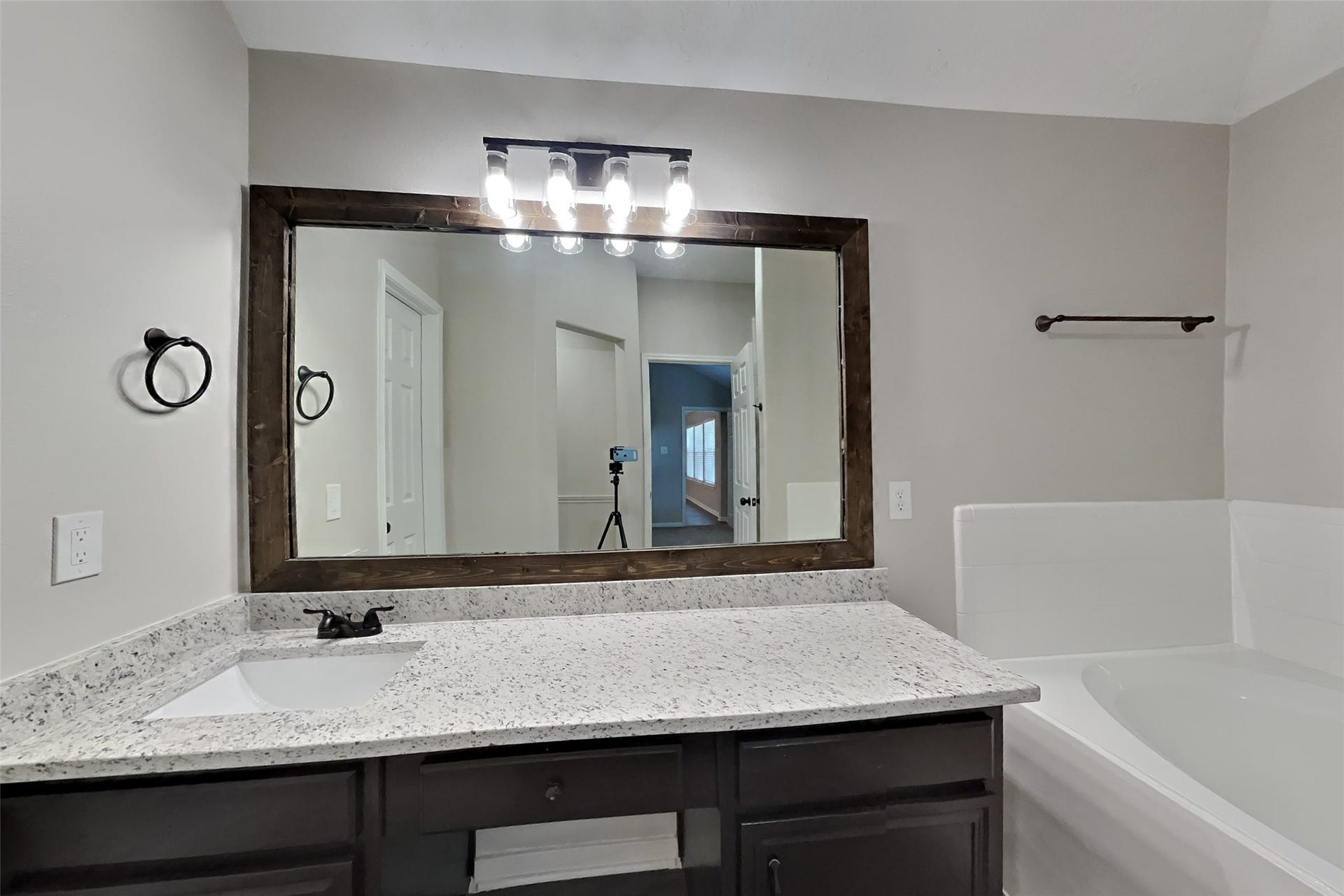 21510 Forest Colony Drive, Porter, TX 77365 21510 Forest Colony Drive, Porter, TX 77365