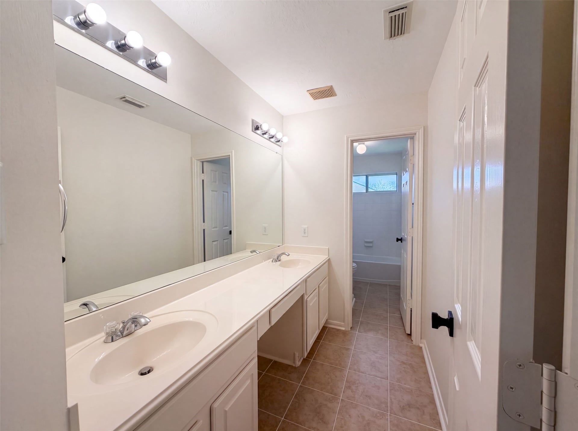 11314 Sailwing Creek Court, Pearland, TX 77584 11314 Sailwing Creek Court, Pearland, TX 77584