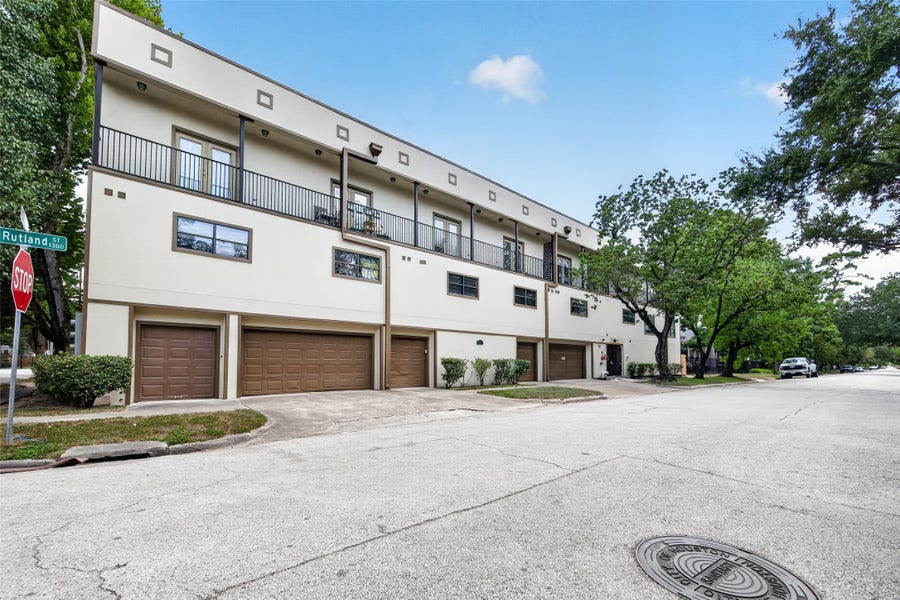 Property photo for 1342 Rutland Street, #210, Houston, TX