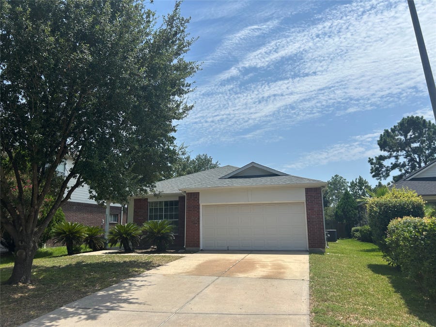 Property photo for 24227 Pinecreek Point, Spring, TX
