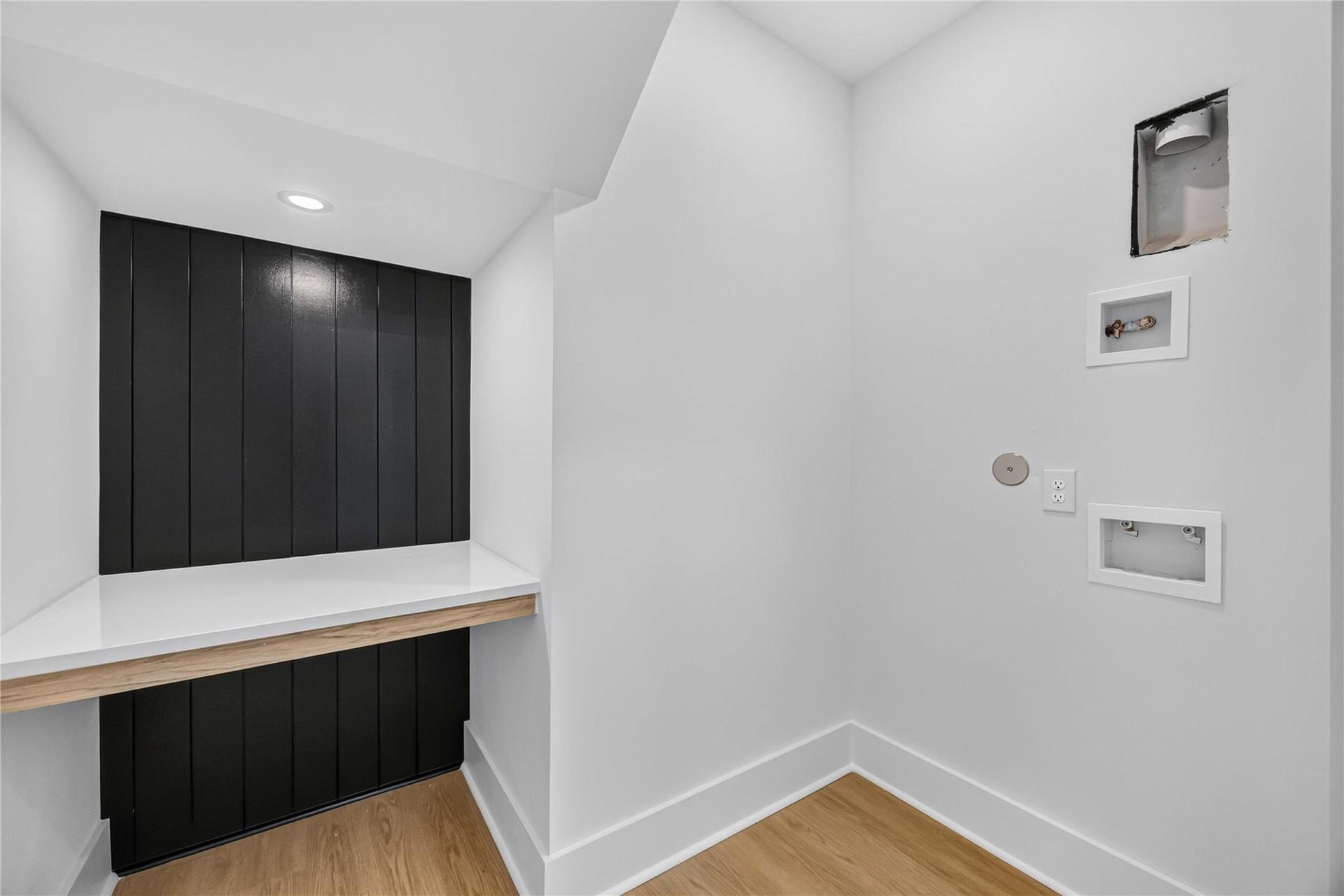 7817 Sandy Street, #B, Houston, TX 77028 7817 Sandy Street, #B, Houston, TX 77028