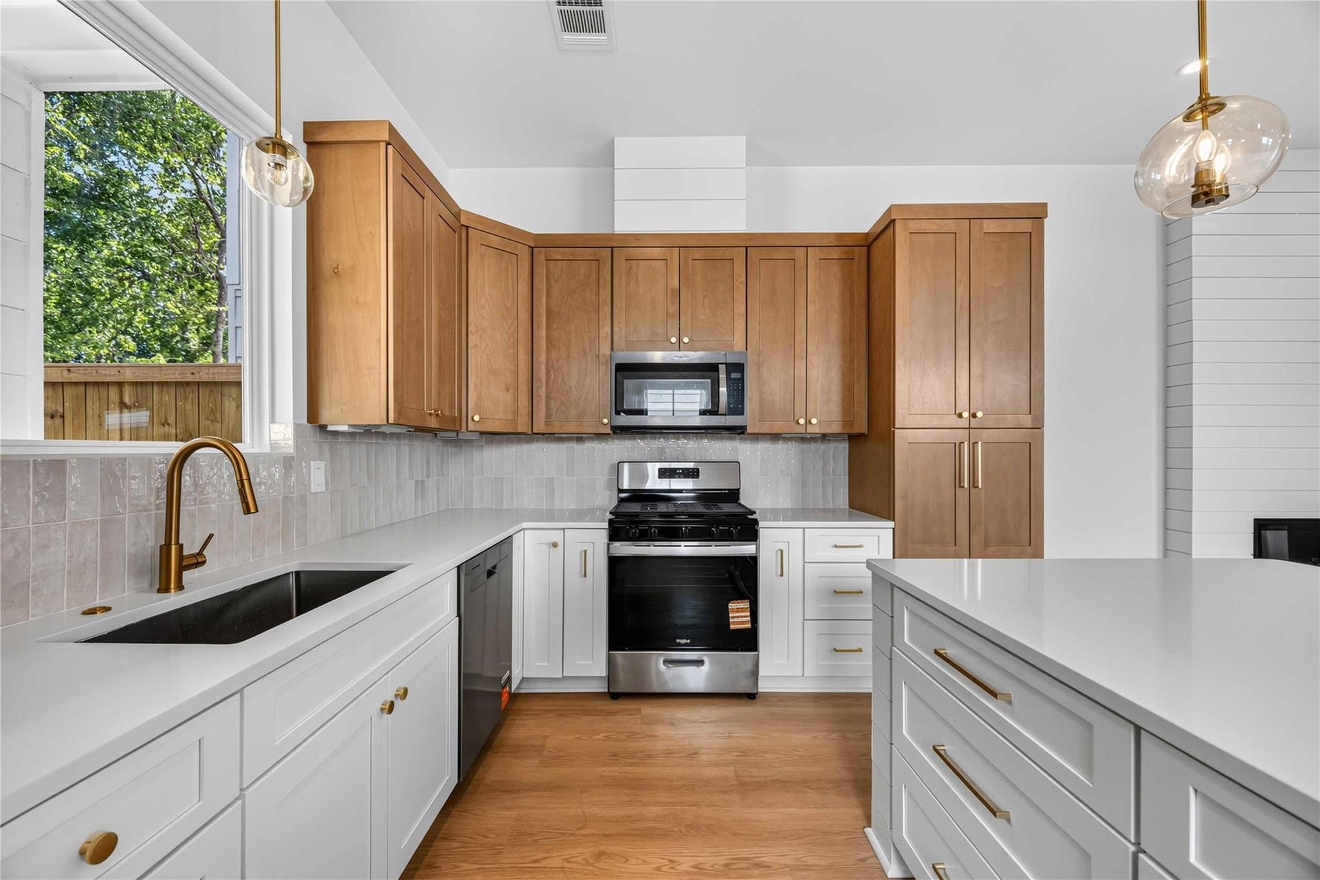7817 Sandy Street, #B, Houston, TX 77028 7817 Sandy Street, #B, Houston, TX 77028