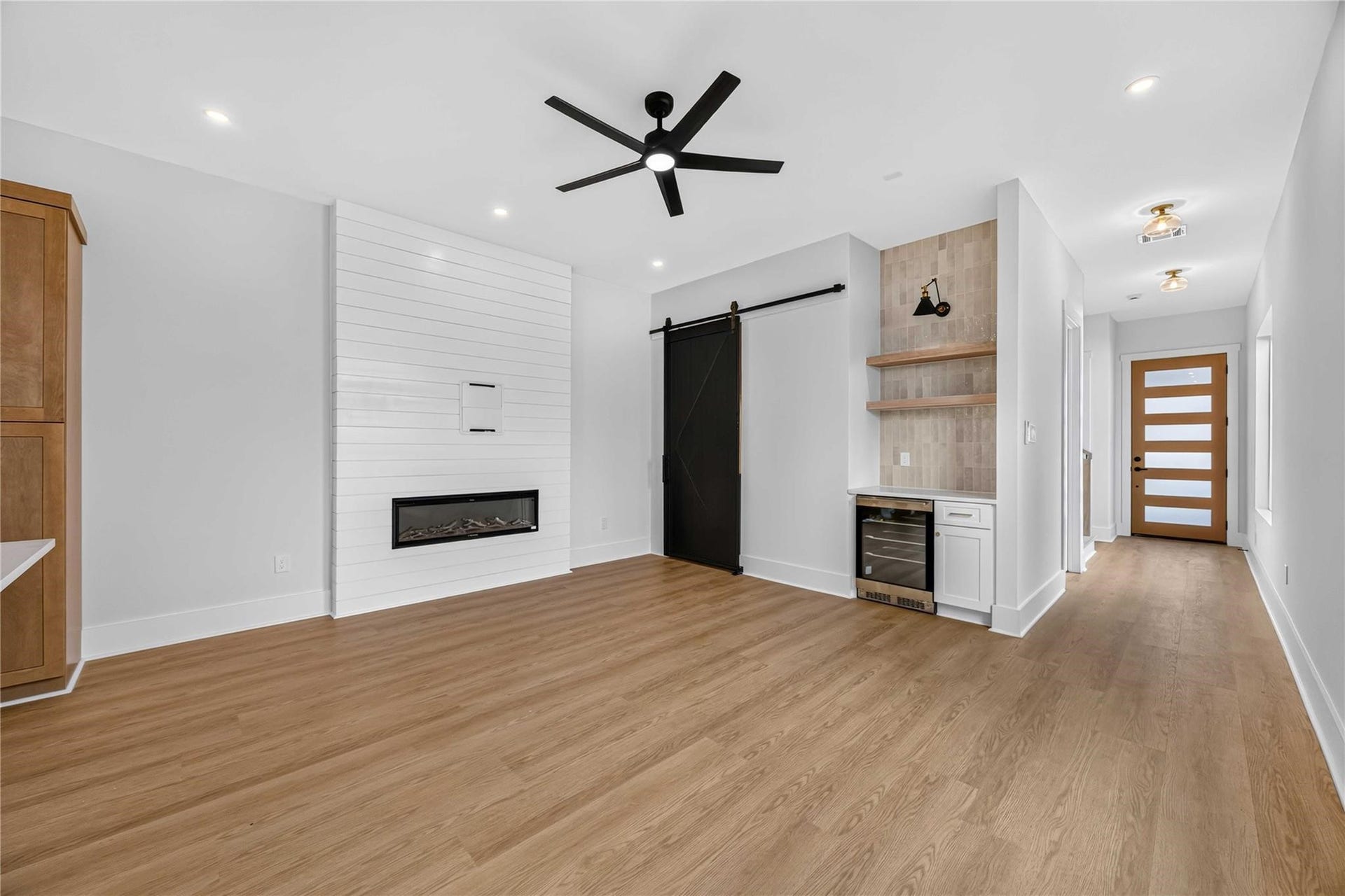 7817 Sandy Street, #B, Houston, TX 77028 7817 Sandy Street, #B, Houston, TX 77028