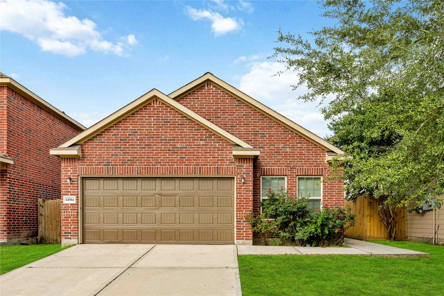 Property photo for 14914 Darbydale Drive, Houston, TX