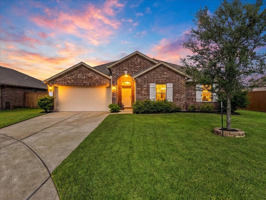 Property photo for 10430 Sill Prairie Drive, Rosharon, TX