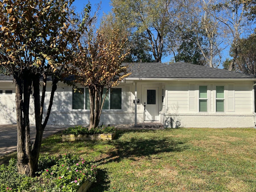 Property photo for 1437 Confederate Road, Houston, TX