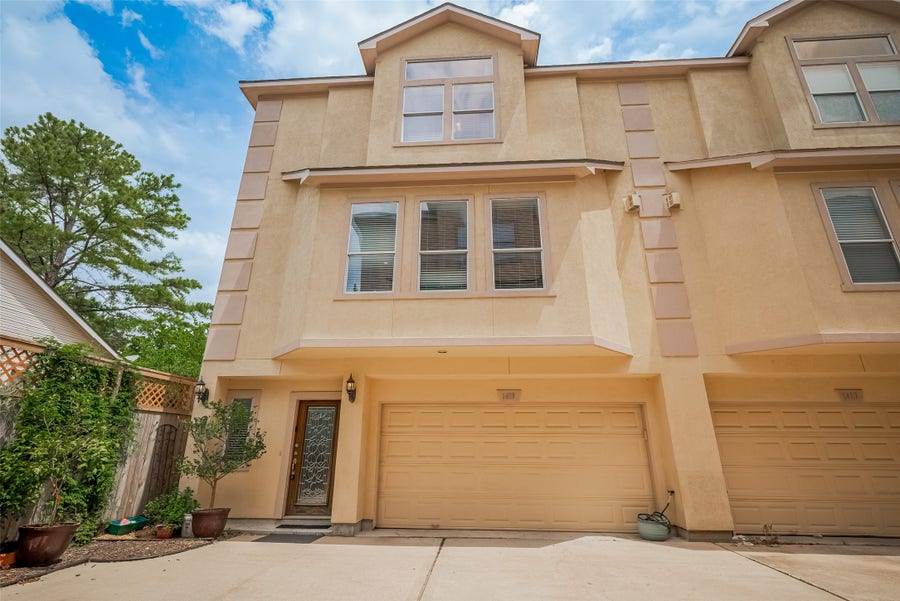 Property photo for 1419 Thompson Street, Houston, TX