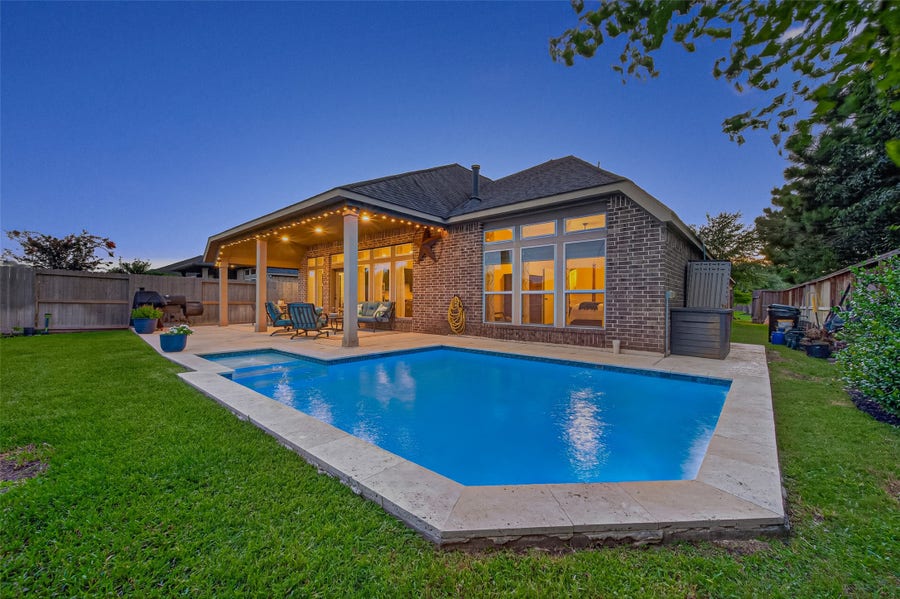 Property photo for 27507 Kingsland Place Lane, Fulshear, TX