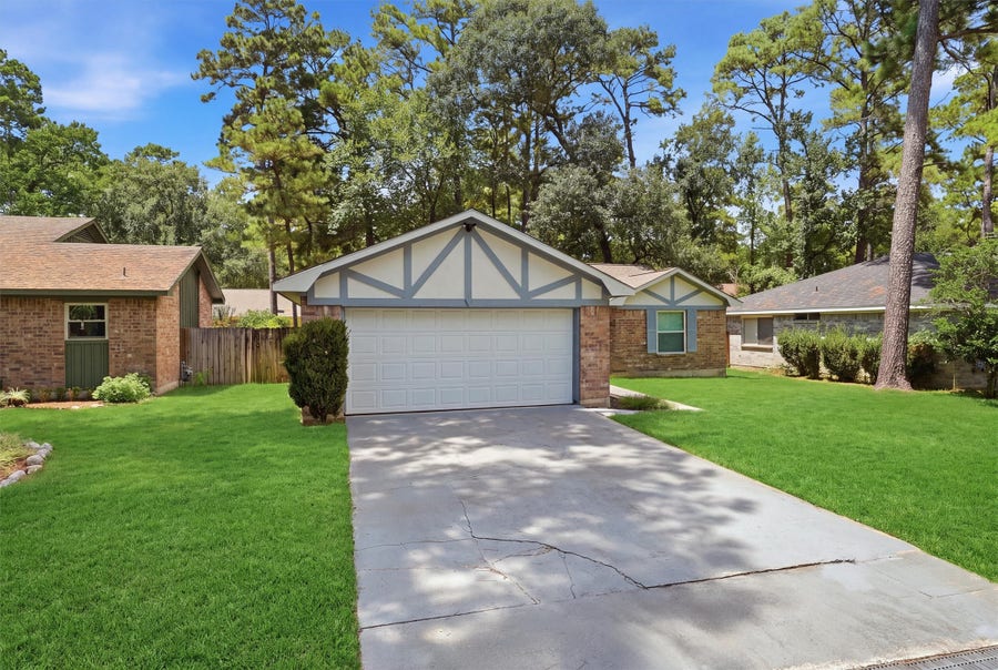 Property photo for 71 S Woodstock Circle Drive, The Woodlands, TX