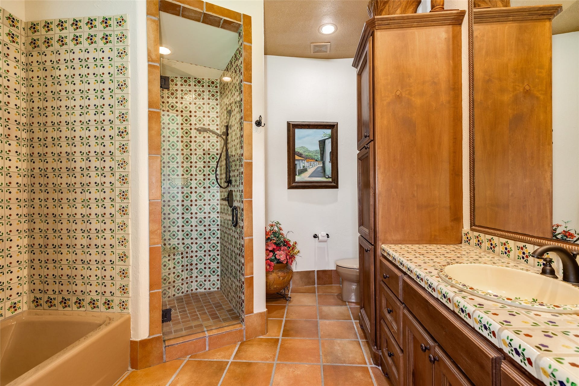 506 Sunset Circle, Tiki Island, TX 77554 Bathroom, 2nd level