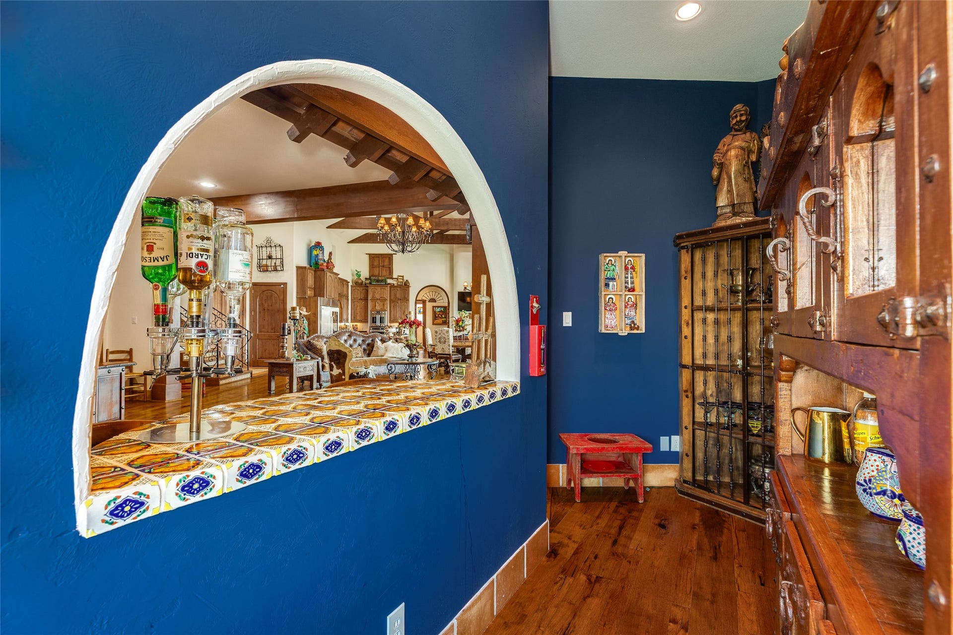 506 Sunset Circle, Tiki Island, TX 77554 View from interior of bar