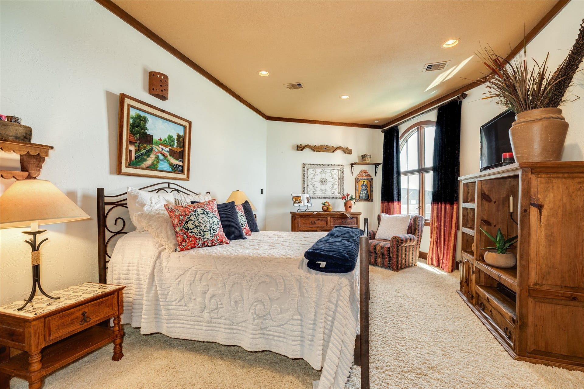 506 Sunset Circle, Tiki Island, TX 77554 Secondary bedroom, 2nd level