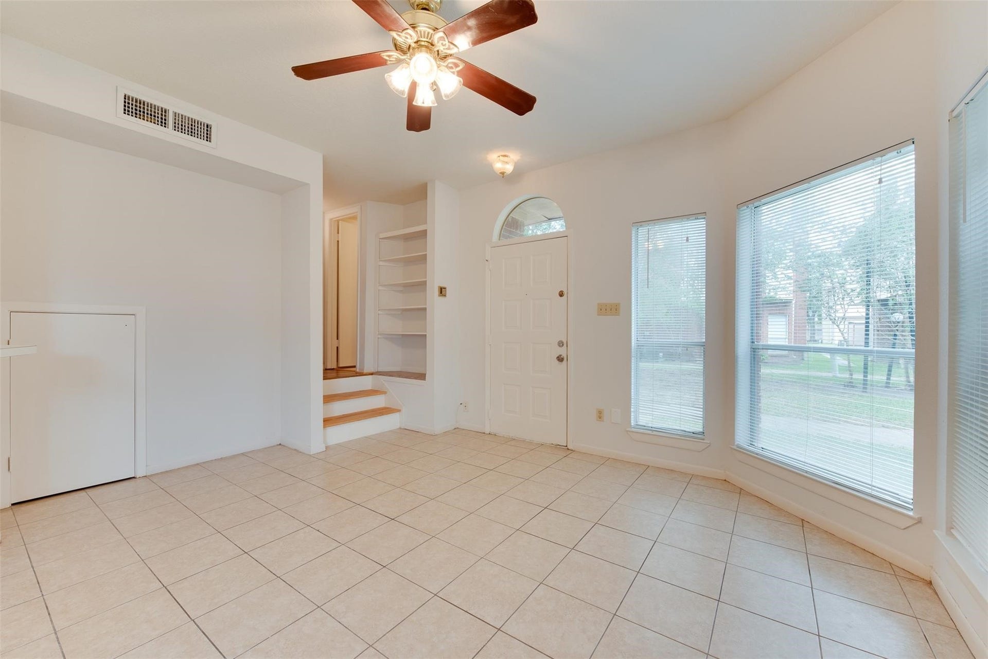 8320 Wild Rose Street, #7B, Houston, TX 77083 8320 Wild Rose Street, #7B, Houston, TX 77083