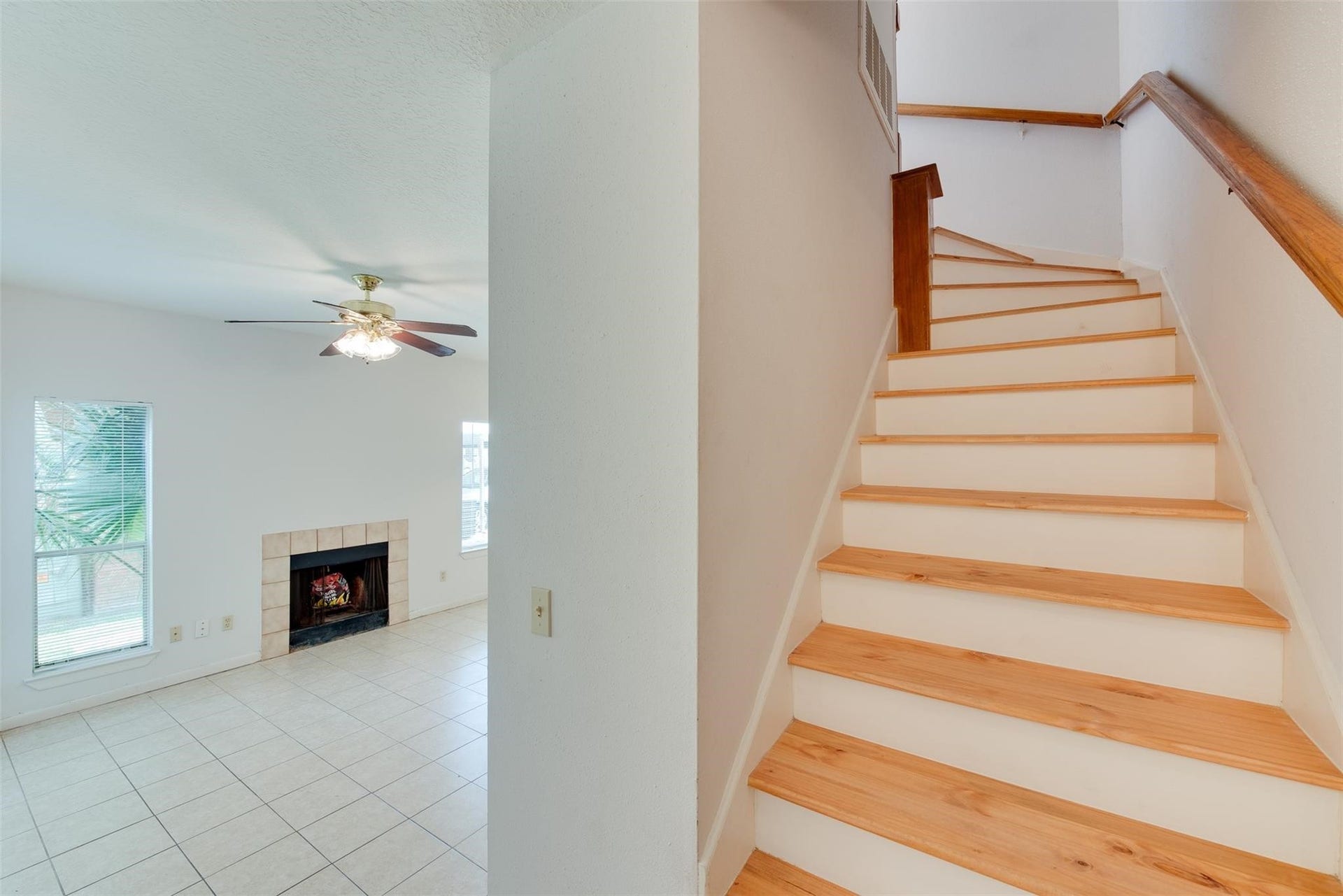 8320 Wild Rose Street, #7B, Houston, TX 77083 8320 Wild Rose Street, #7B, Houston, TX 77083