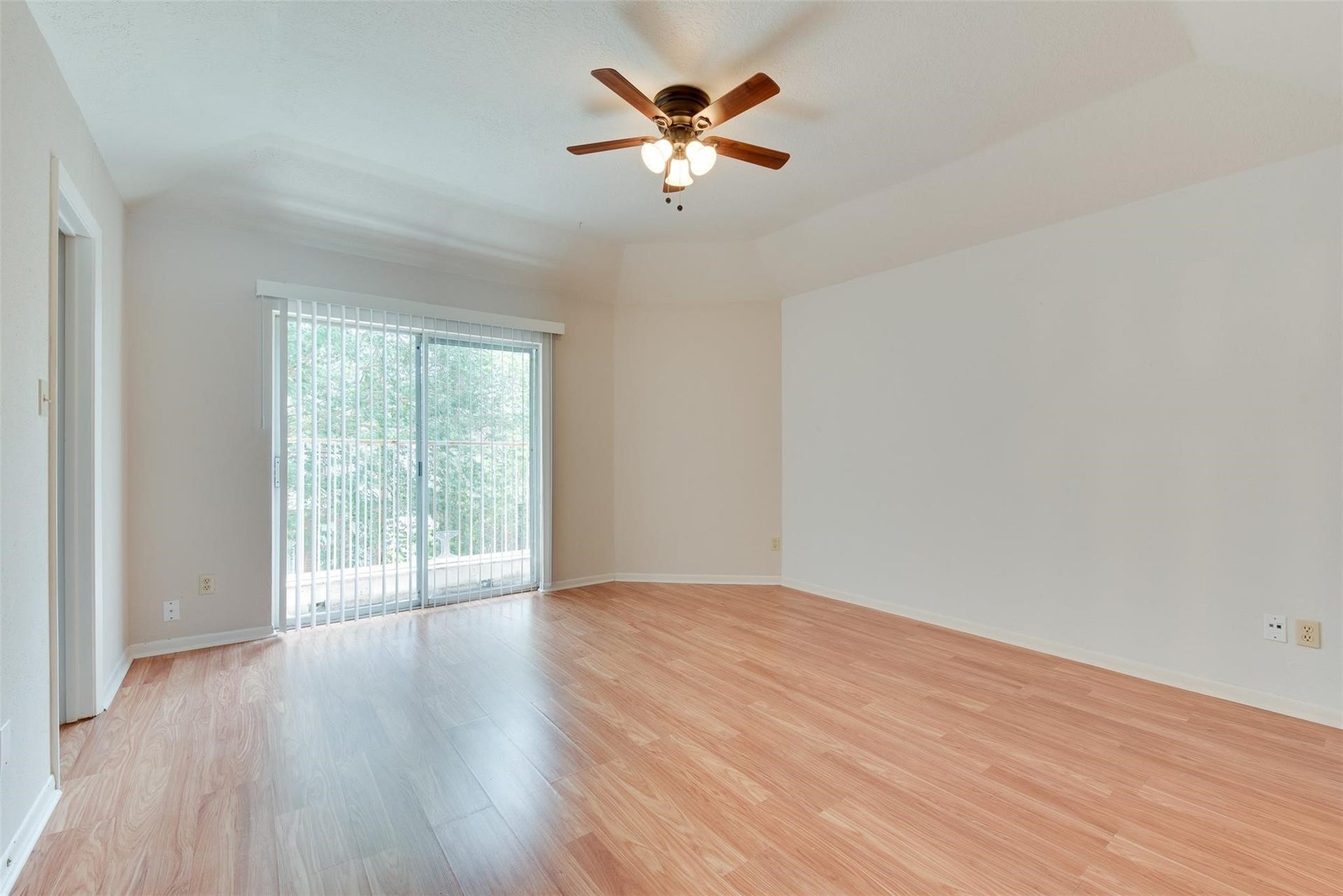 8320 Wild Rose Street, #7B, Houston, TX 77083 8320 Wild Rose Street, #7B, Houston, TX 77083